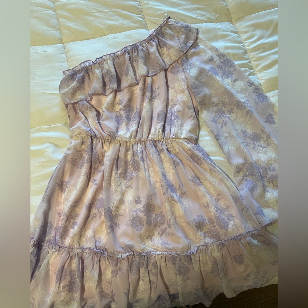 🎃🎃 Peach Love California One Shoulder Dress size Small